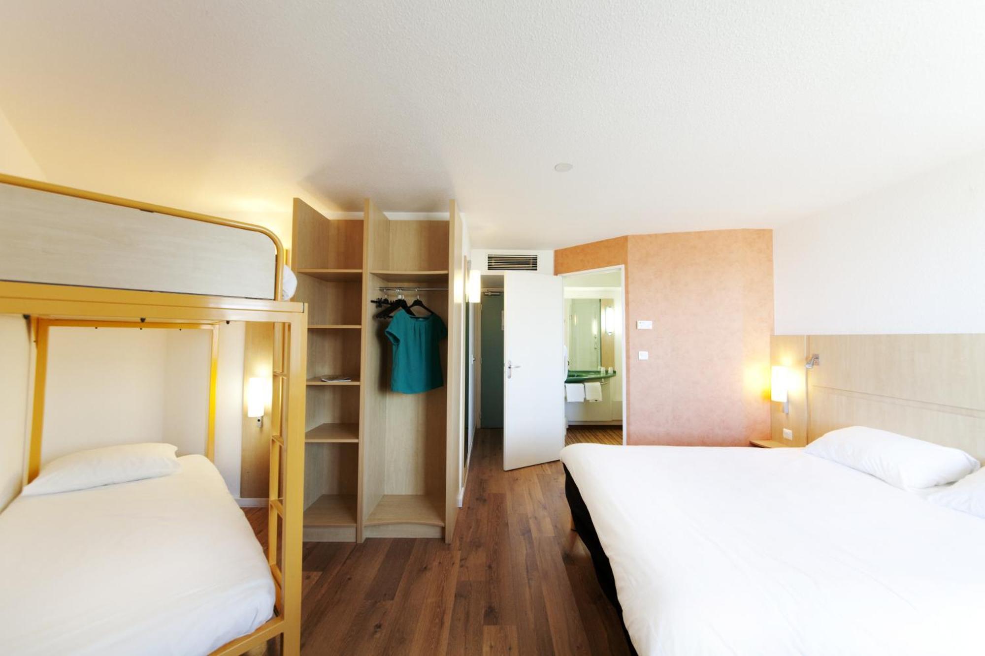 Ibis Clermont Ferrand Montferrand Hotel Kamer foto