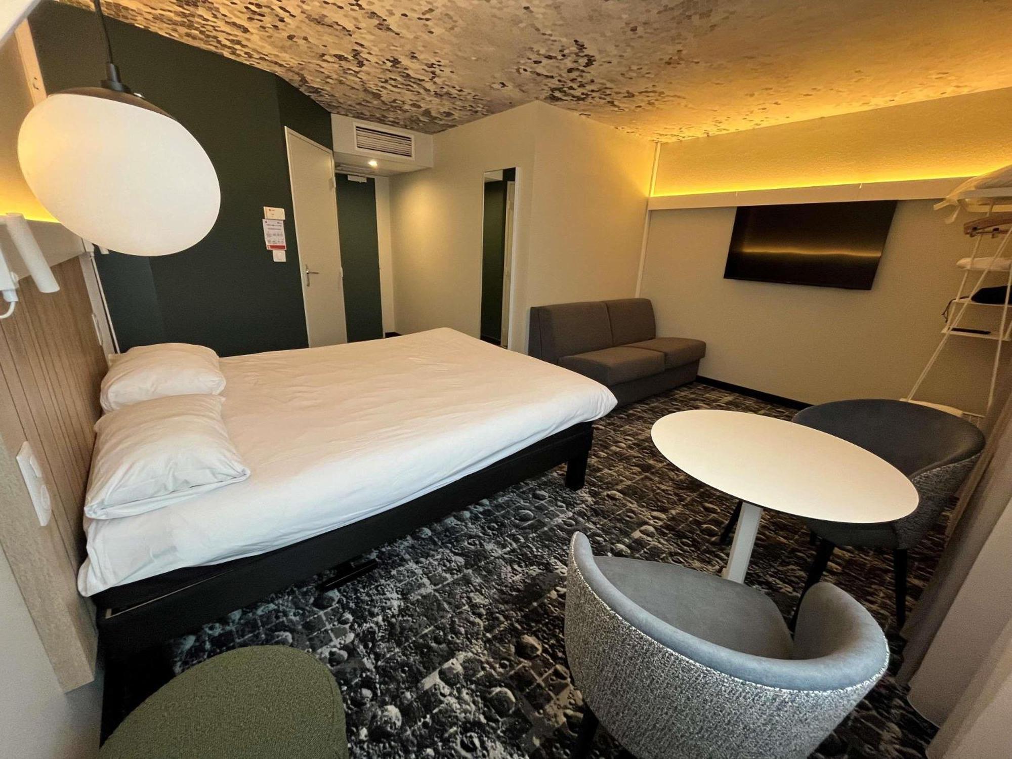 Ibis Clermont Ferrand Montferrand Hotel Buitenkant foto