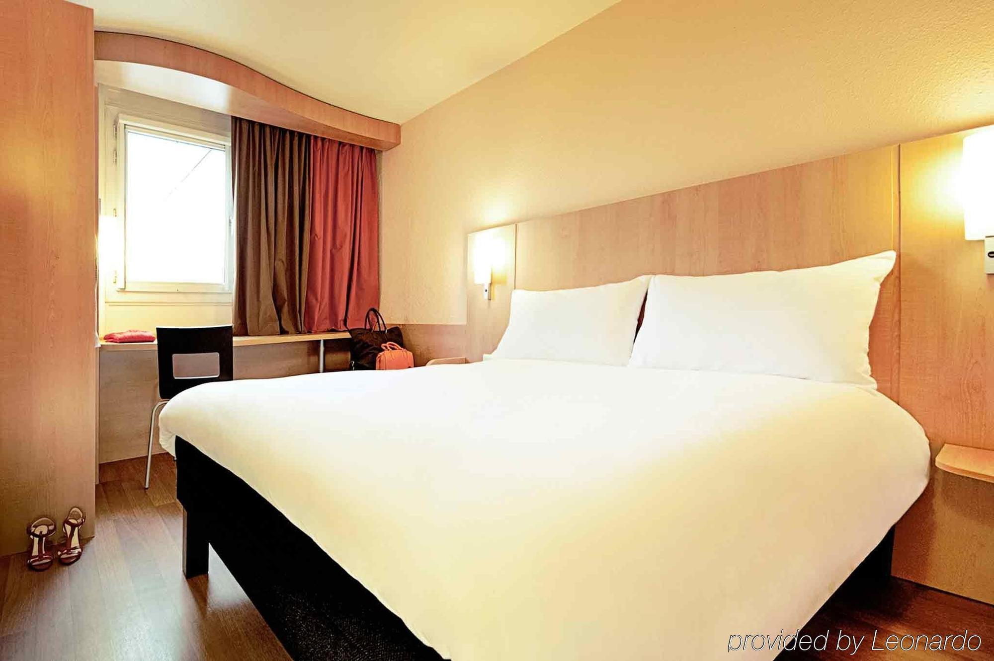 Ibis Clermont Ferrand Montferrand Hotel Buitenkant foto